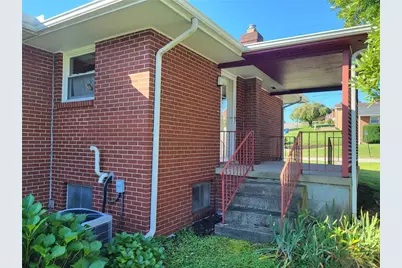 18 Joanne Dr, Latrobe, PA 15650 - Photo 2