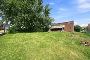 114 Jefferson Dr, Lower Burrell, PA 15068 - Photo 34