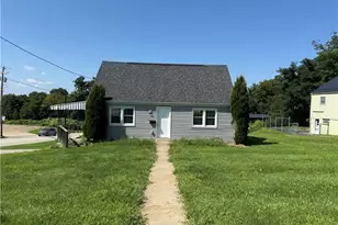 105 Reed St, Lower Burrell, PA 15068 - Photo 1