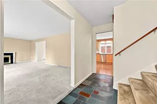 801 Linda Ln, Pittsburgh, PA 15243 - Photo 4