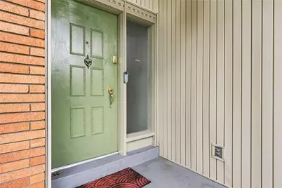 801 Linda Lane, Pittsburgh, PA 15243 - Photo 2