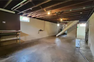 1390 N Ctr Ave, Somerset Township, PA 15501 - Photo 30