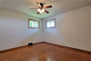 1390 N Ctr Ave, Somerset Township, PA 15501 - Photo 18