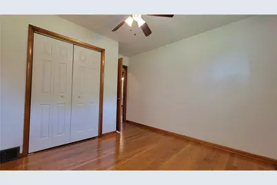 1390 N Center Ave, Somerset Township, PA 15501 - Photo 24