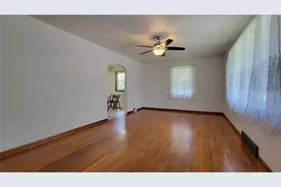 1390 N Center Ave, Somerset Township, PA 15501 - Photo 6