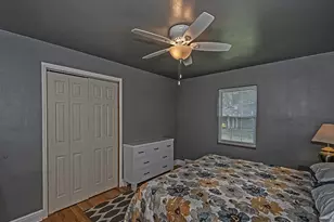 200 Davies St, Lower Burrell, PA 15068 - Photo 12