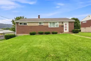 3020 Mintwood Dr, Lower Burrell, PA 15068 - Photo 1