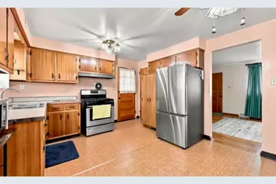 3020 Mintwood Dr, Lower Burrell, PA 15068 - Photo 4