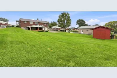 3020 Mintwood Dr, Lower Burrell, PA 15068 - Photo 14