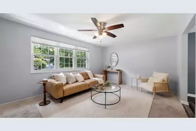 1033 Maripat Dr, South Park, PA 15129 - Photo 6