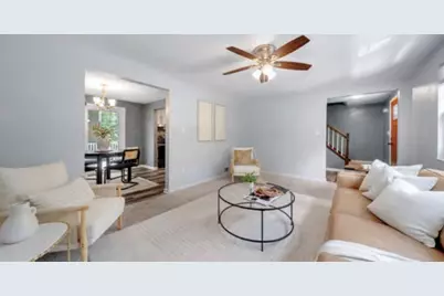 1033 Maripat Dr, South Park, PA 15129 - Photo 8