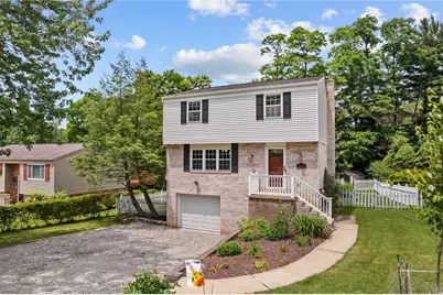 1033 Maripat Dr, South Park, PA 15129 - Photo 2