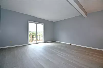107 Old Village Ln, Bethel Park, PA 15102 - Photo 6