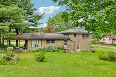 525 N Ben Franklin Rd, White Township, PA 15701 - Photo 8