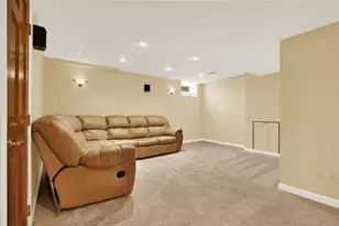 774 Vernon Dr, Rostraver, PA 15012 - Photo 40