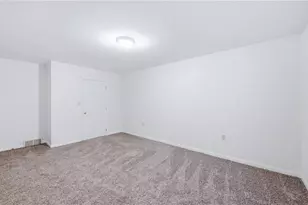 685 Theresa Ave, Hermitage, PA 16148 - Photo 20