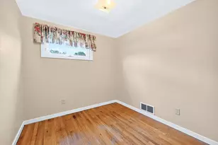 110 Sunrise Dr, Penn Twp, PA 15642 - Photo 18