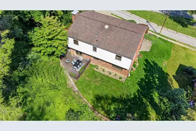 1024 Surrey Woods Rd, Bethel Park, PA 15102 - Photo 42