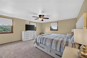 1024 Surrey Woods Rd, Bethel Park, PA 15102 - Photo 22