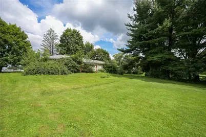 2631 Darlington Rd, Chippewa Township, PA 15010 - Photo 4
