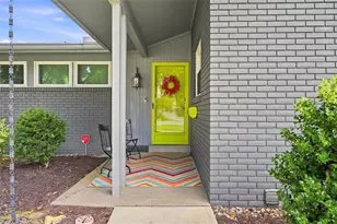 323 Tadmar Ave, Ross Twp, PA 15237 - Photo 2