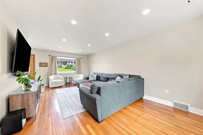 224 Elbe Dr, Pittsburgh, PA 15209 - Photo 6