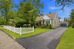 197 Union Ave, Sharpsville, PA 16150 - Photo 1