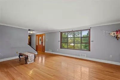 3485 Ivy Hill Ln, Finleyville, PA 15332 - Photo 4