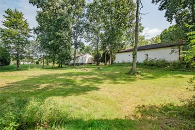 781 New Castle Rd, Franklin Township, PA 16001 - Photo 6