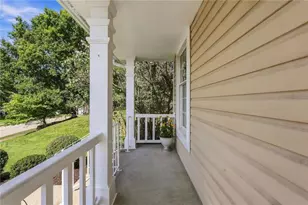 1607 Eaglewood Ct, Pittsburgh, PA 15237 - Photo 2