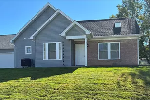 337 Kittery Ridge Dr, Shenango Township, PA 16101 - Photo 2