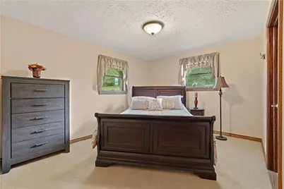 2473 Mae Dr, Hampton, PA 15101 - Photo 24