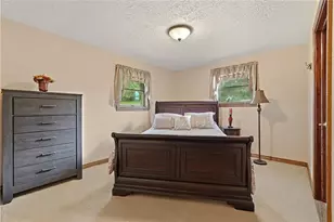 2473 Mae Dr, Hampton, PA 15101 - Photo 24