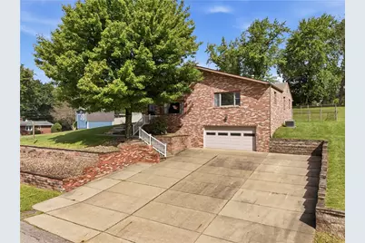 2473 Mae Dr, Hampton, PA 15101 - Photo 4