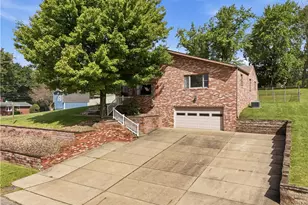 2473 Mae Dr, Hampton, PA 15101 - Photo 4