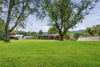 2473 Mae Dr, Hampton, PA 15101 - Photo 44