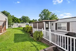 529 Mt Vernon Dr, North Fayette, PA 15126 - Photo 6