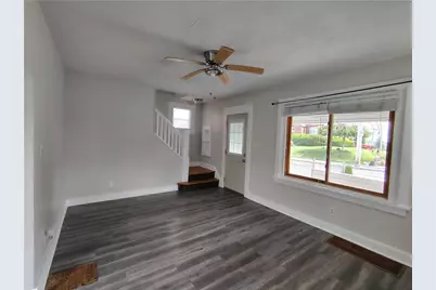 2004 Pioneer Ave, Pittsburgh, PA 15226 - Photo 4