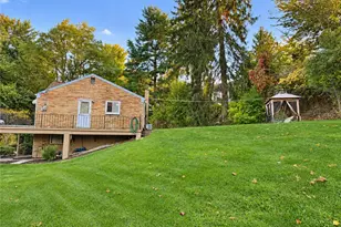 2007 Hillcrest St, Bethel Park, PA 15102 - Photo 18