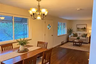 2007 Hillcrest St, Bethel Park, PA 15102 - Photo 16