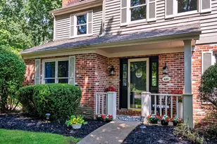 605 Wiltshire Ct, Marshall, PA 15090 - Photo 2