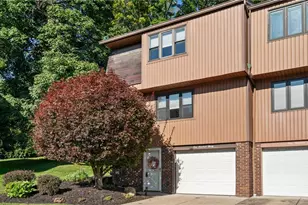 130 Freedom Dr N, Bridgeville, PA 15017 - Photo 2