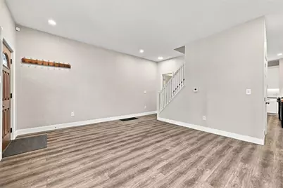 3928 Mintwood St, Pittsburgh, PA 15224 - Photo 10