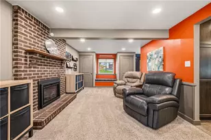 1364 Hillsdale Dr, Monroeville, PA 15146 - Photo 18