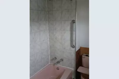 706 Holland St, Vandergrift, PA 15690 - Photo 30