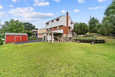 1048 Kentucky Blue Dr, West Mifflin, PA 15122 - Photo 6