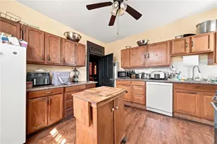 32 Brown St, Brownsville, PA 15417 - Photo 12