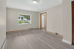 410 Johnston Ave, Pittsburgh, PA 15207 - Photo 14