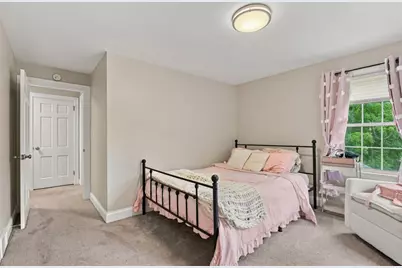 699 Glenrock Dr, Bethel Park, PA 15102 - Photo 20