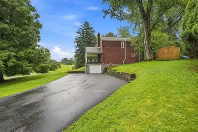 699 Glenrock Dr, Bethel Park, PA 15102 - Photo 34